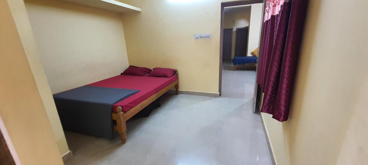 Hi5 Holiday Apartments Udupi Kültér fotó